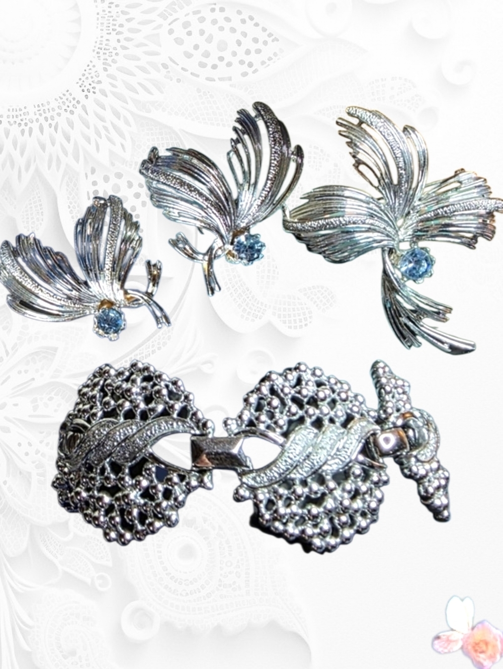 Emmons Vintage Jewelry Set Clip On Earrings Brooch Bracelet Silver Tone 610